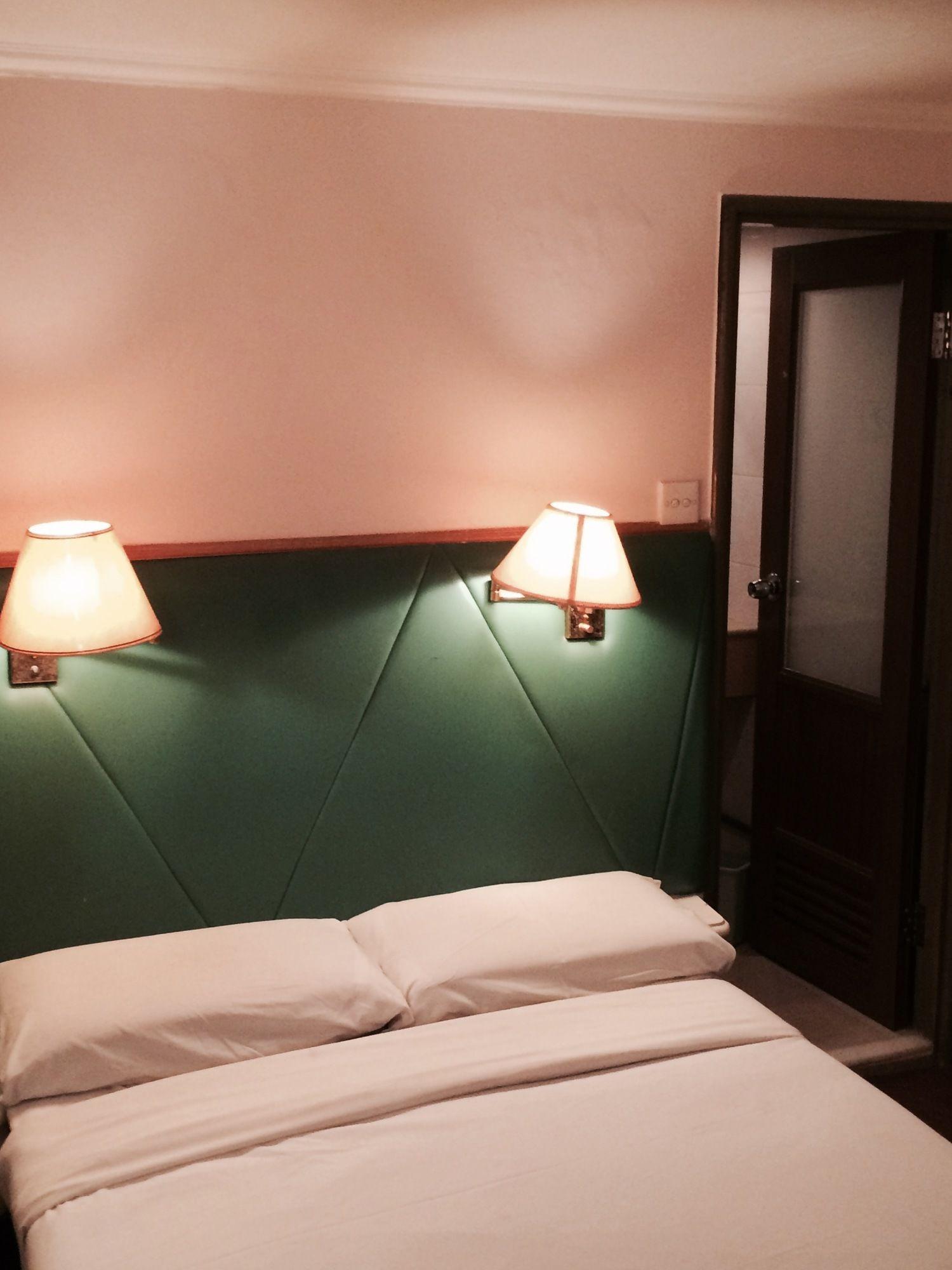 J Hotel Hong Kong Bagian luar foto