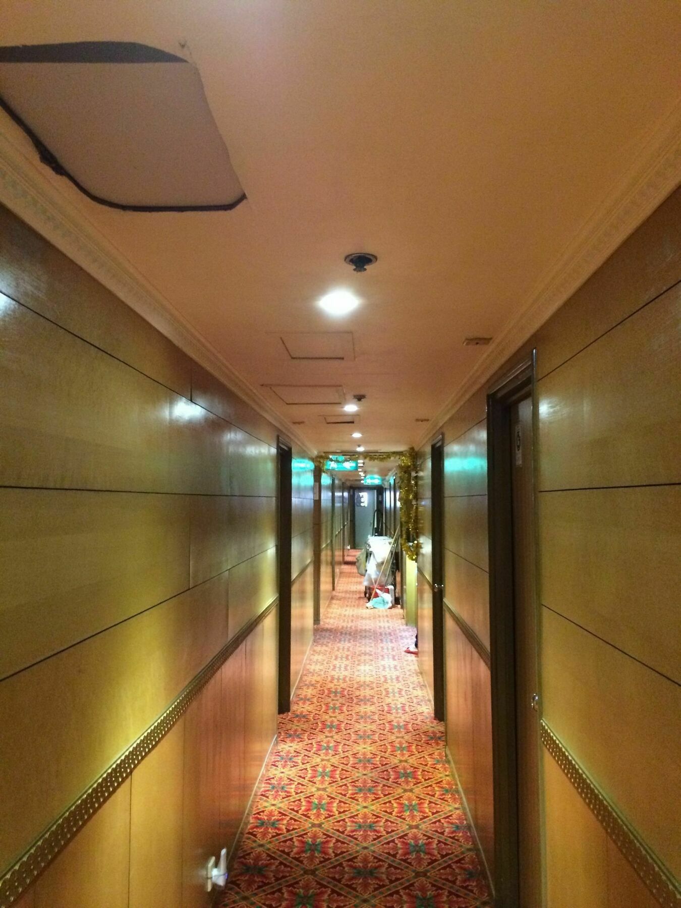 J Hotel Hong Kong Bagian luar foto