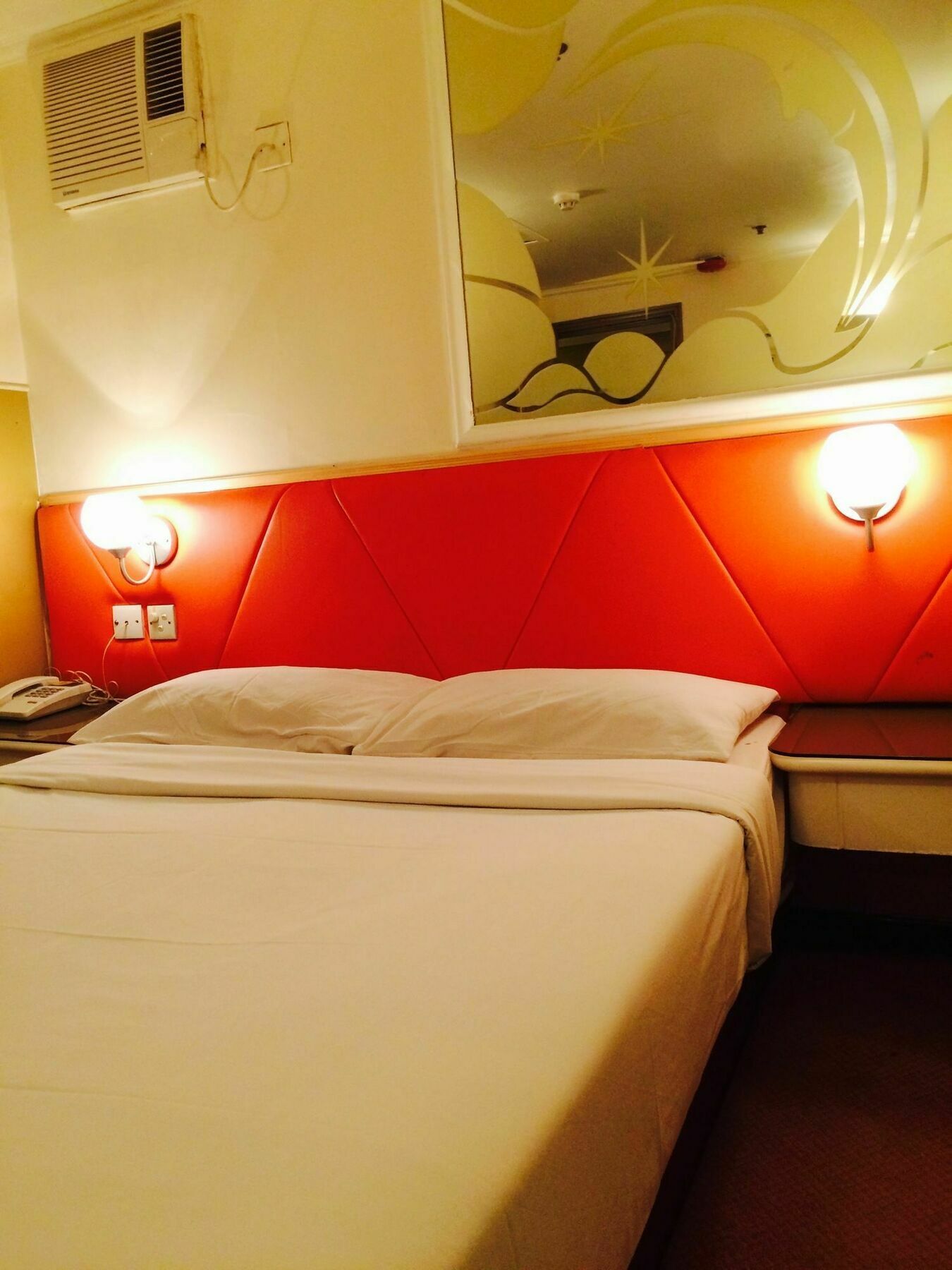 J Hotel Hong Kong Bagian luar foto