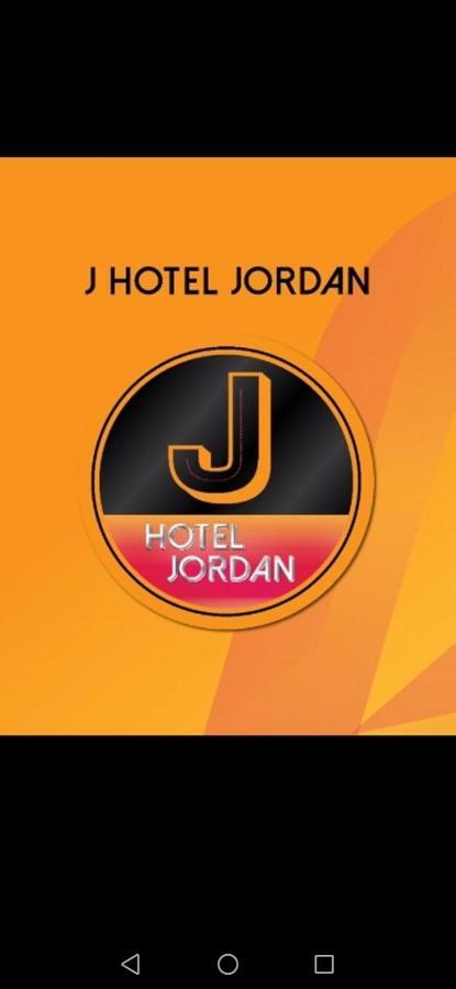 J Hotel Hong Kong Bagian luar foto